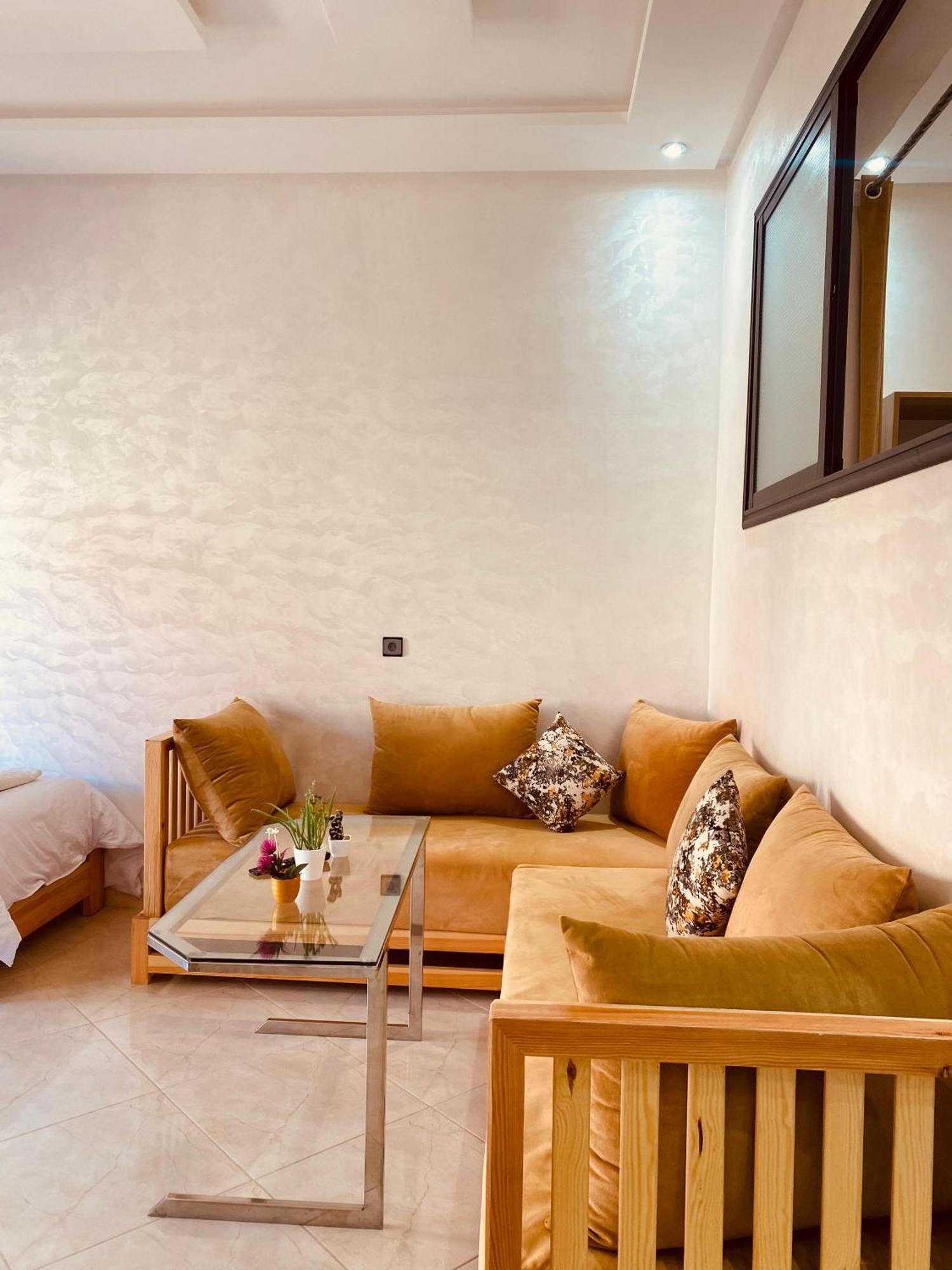 Wow House *